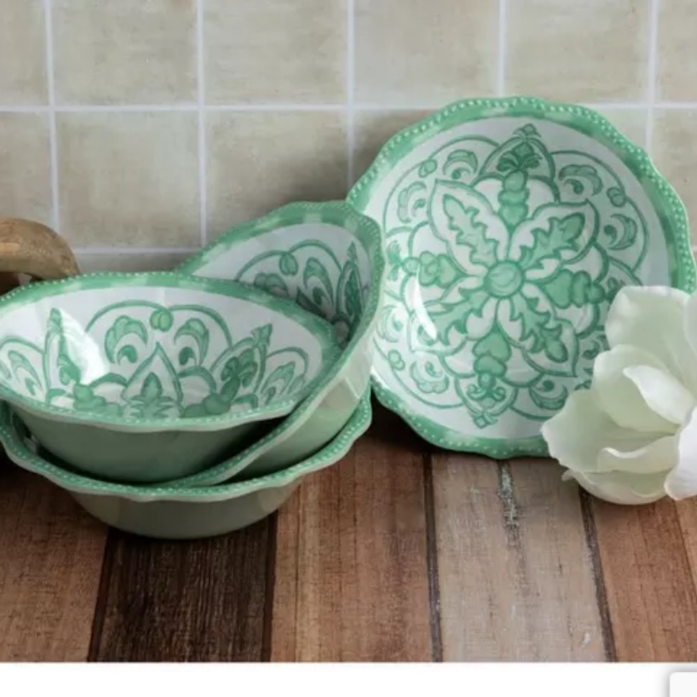 NWT Spring/Summer Sage and White Floral Dinner Plate, Salad Plate, Soup Plate - Picture 2 of 12